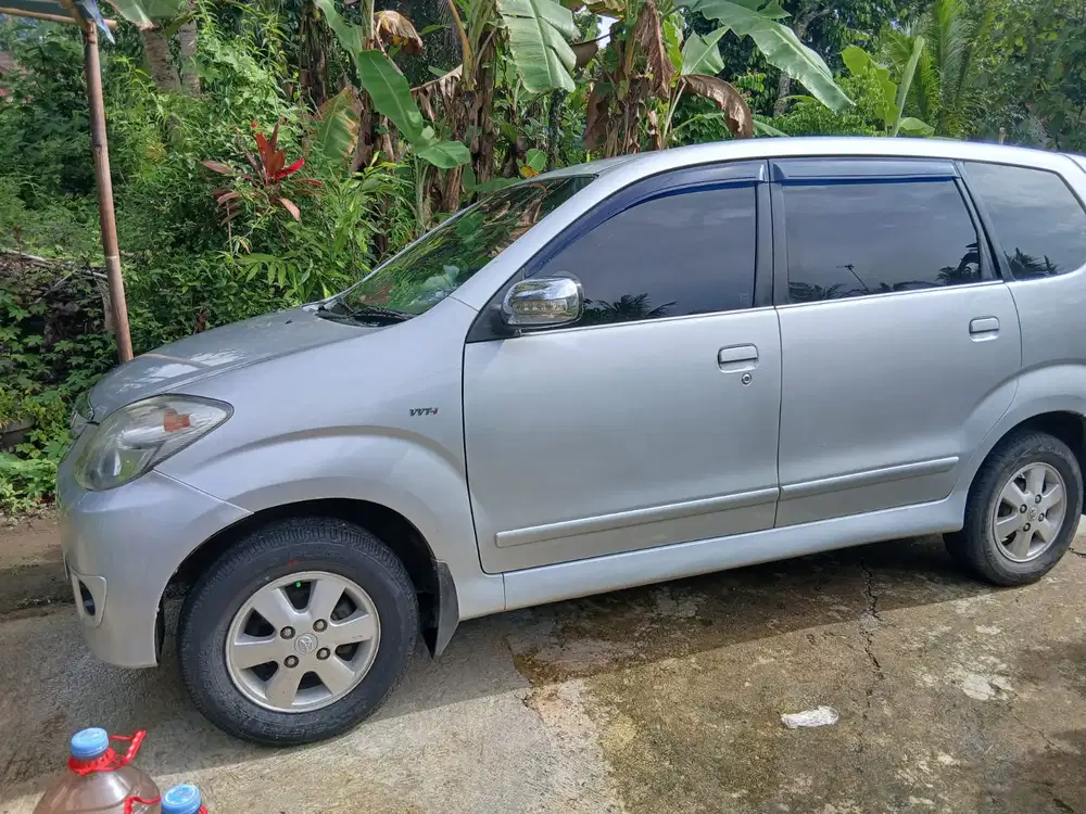 Toyota Avanza 2009 Bensin