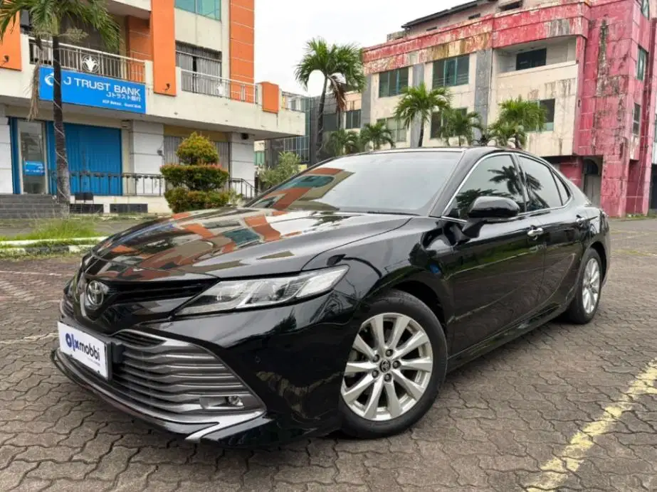 DP MURAH - Toyota Camry 2.5 V Bensin AT 2021 Hitam