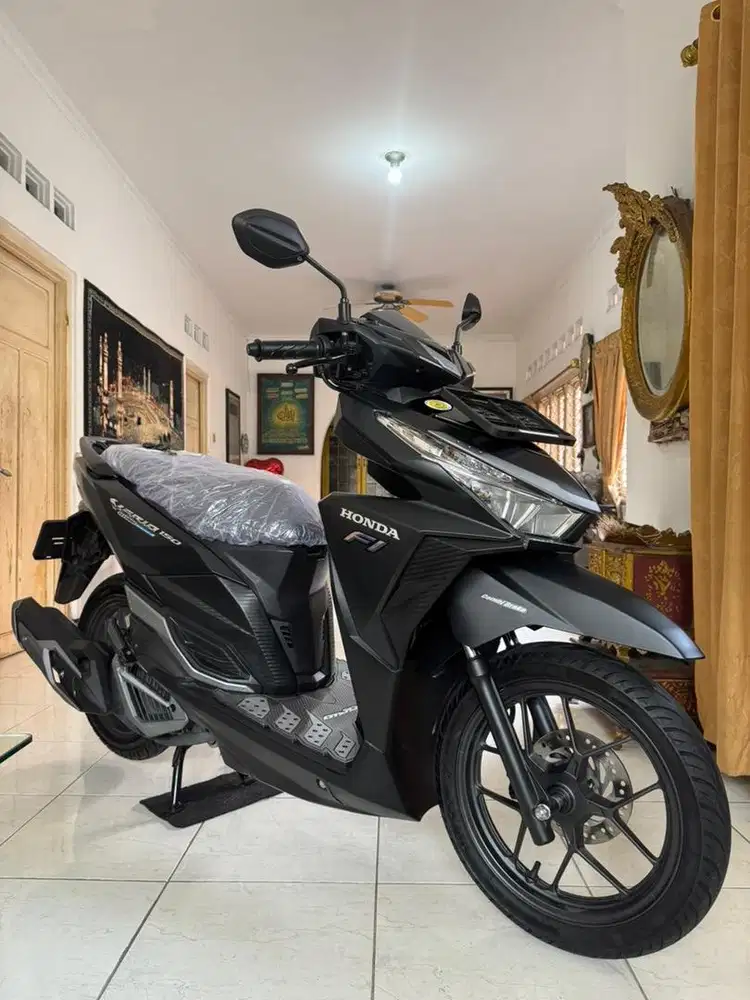 Honda Vario 150 2015 LOW KM