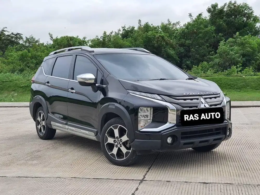 Mitsubishi Xpander Cross 1.5 AT 2019 Hitam