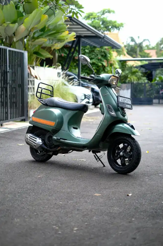 PIAGGIO VESPA S 125 IGET 2019 BISA KREDIT