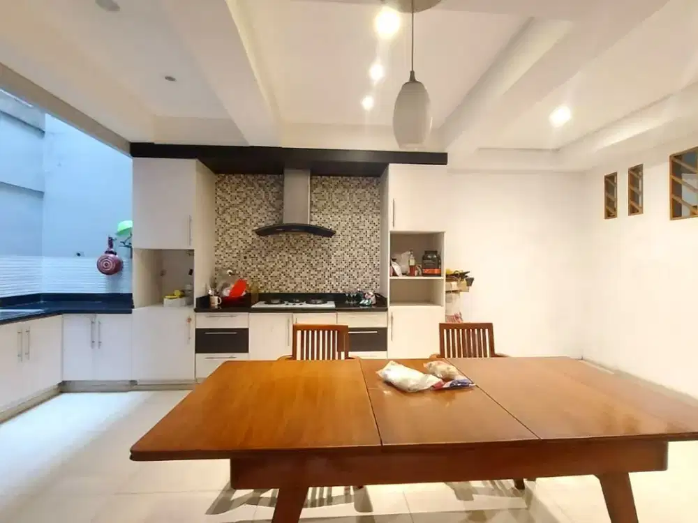 Ss.763- Murah !! Dijual Rumah Luas 177 Bagus dan Rapih di Gading Griya Lestari Hadap Utara