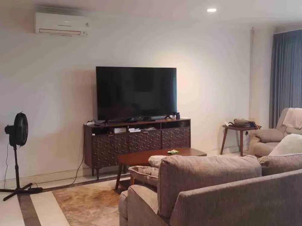 Dijual Apartemen Pondok Indah, 3 Room.