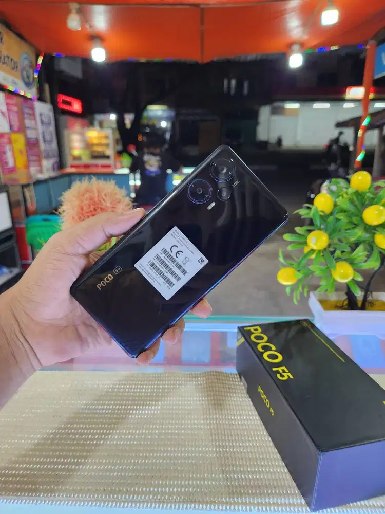 Poco F5 5G 12+12Gb/ 256Gb Fullset Mulus Ori 100% Like New Bergaransi