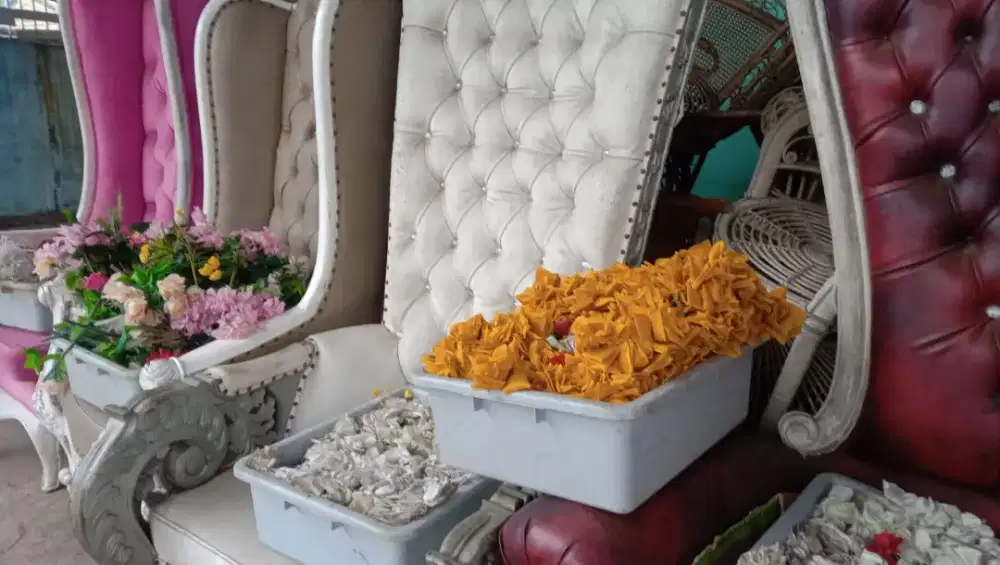 Kursi tinggi sahrini