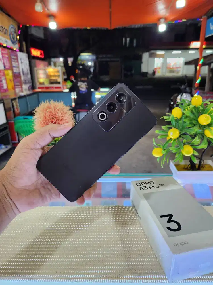 Oppo A3 Pro 5G Ram (8+8) 16Gb/ 256Gb Fullset Mulus Ori 100% Like New