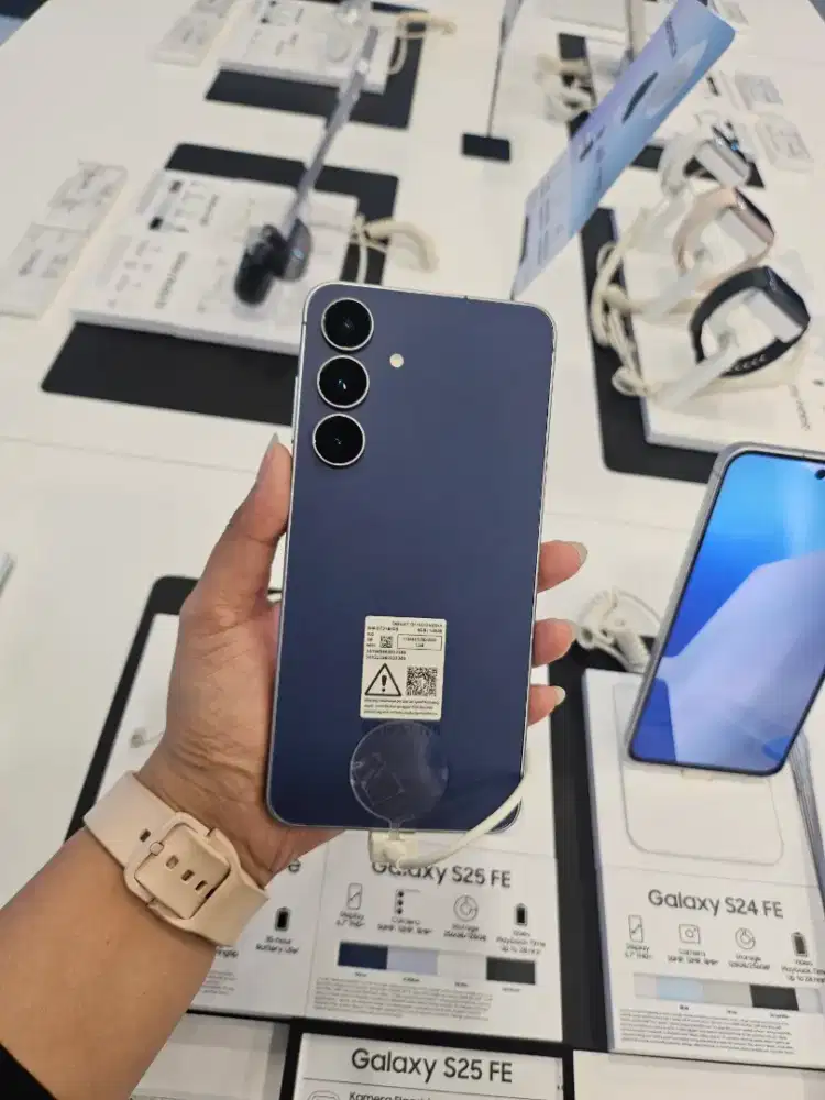SAMSUNG GALAXY S25 FE GET VOUCHER ACC 500RB