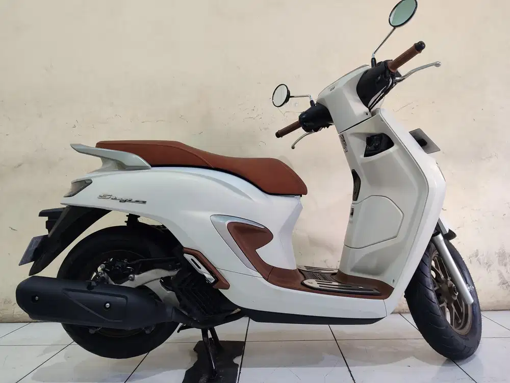 Stylo 160 ABS 2025 istimewa mulus terawat siap pakai...
