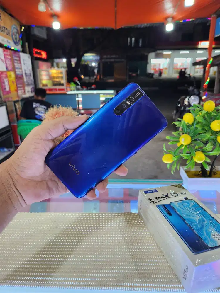 Vivo V15 Pro Ram (6+6) 12Gb/ 128Gb Fullset Mulus Ori 100% Bergaransi