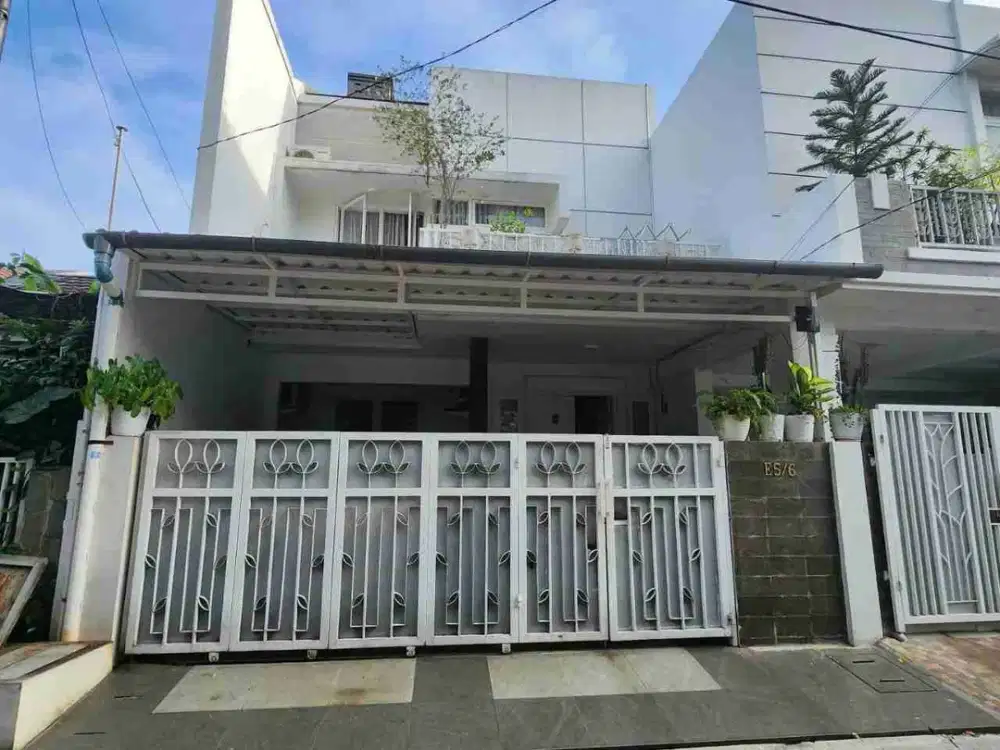 Rumah 2 Lantai di Pondok Kelapa Duren sawit