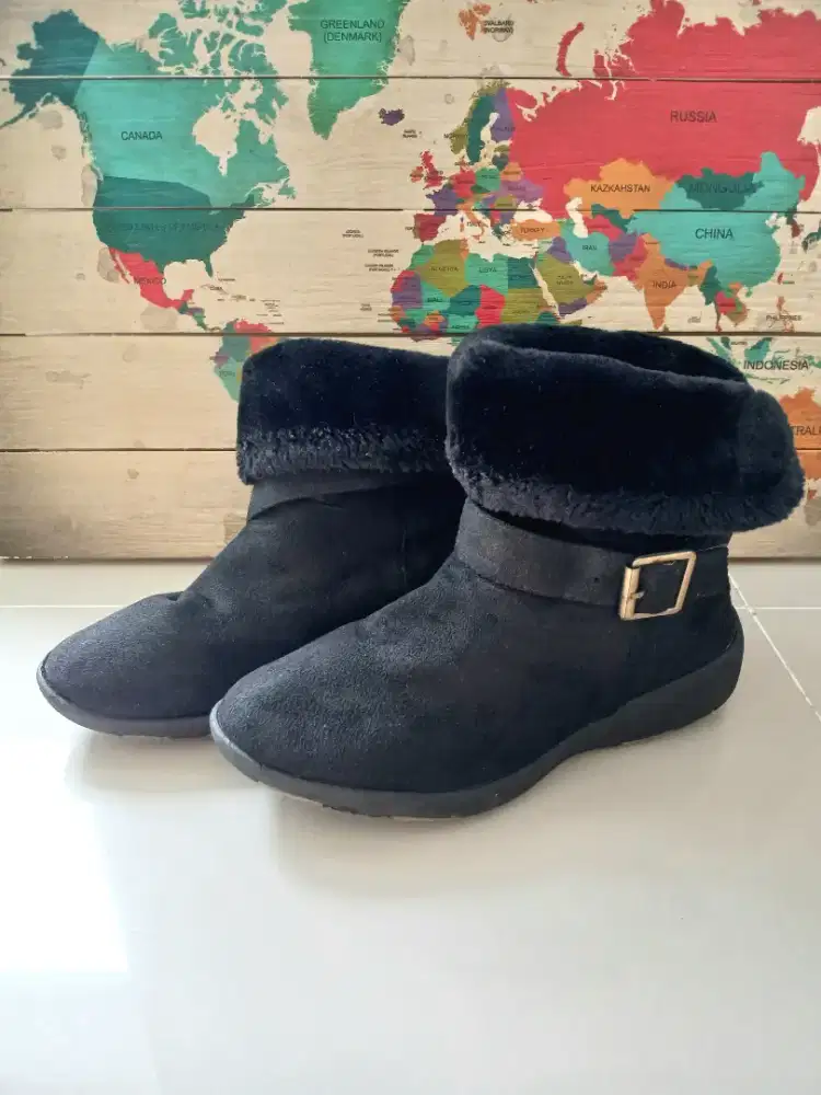 Sepatu boot fashion wanita,  size 38, preloved
