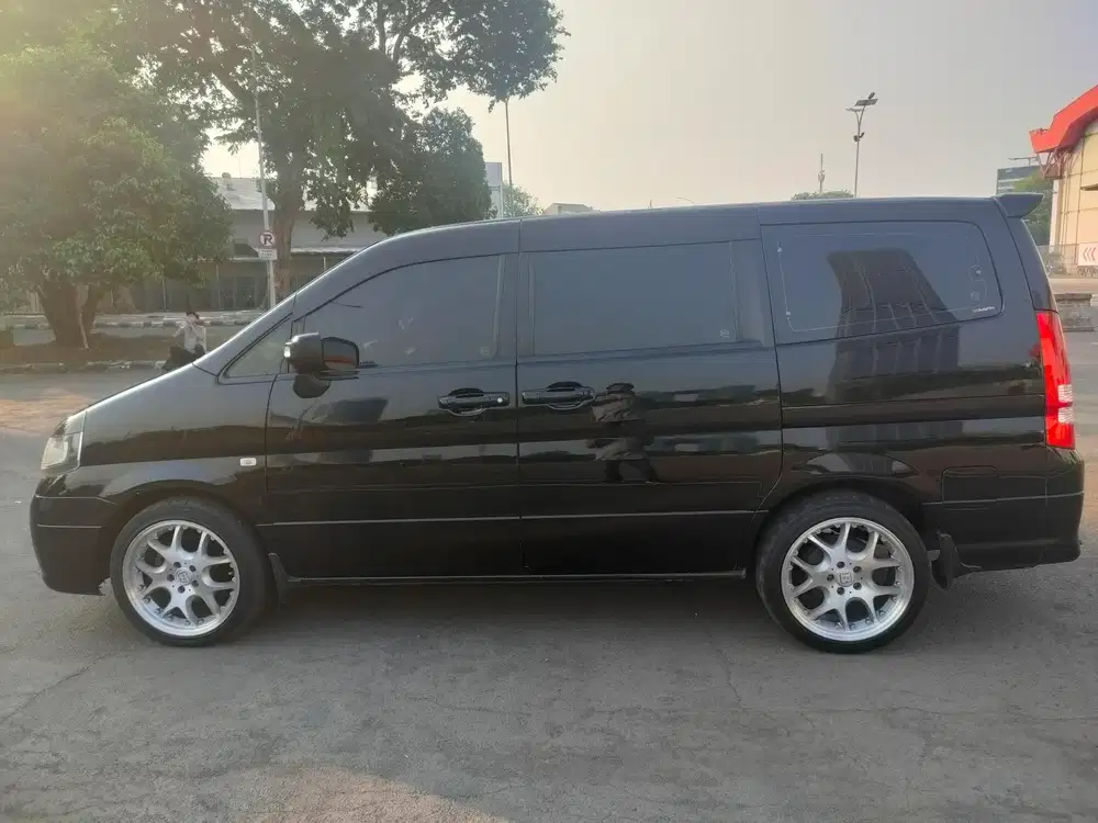 Nissan Serena 2010 Bensin