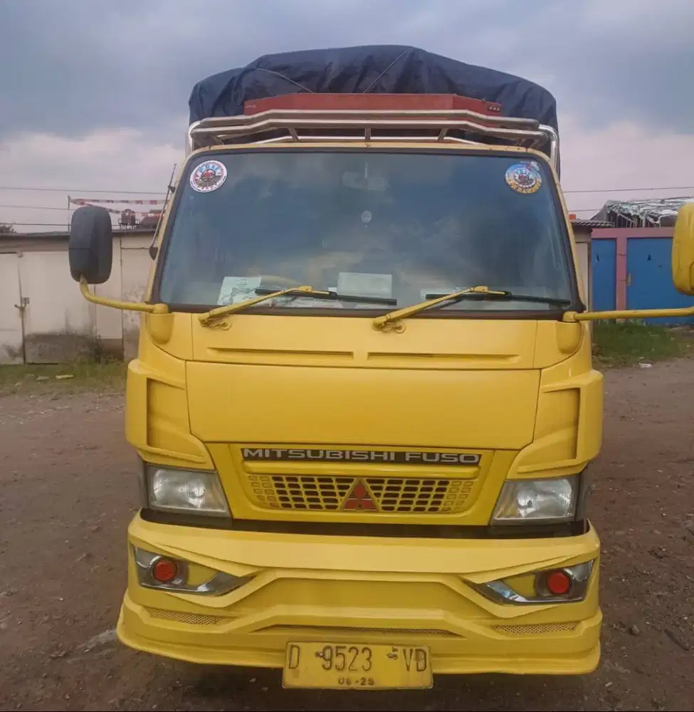 SUPIR TRUK COLT DIESEL