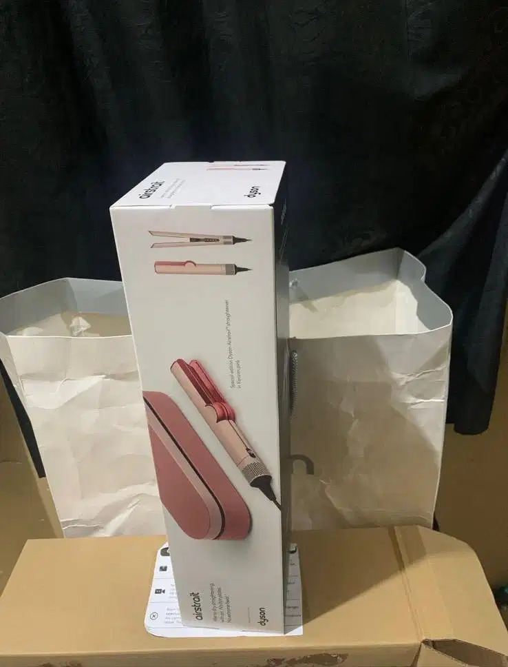 NEW DYSON AIRSTRAIT HT01