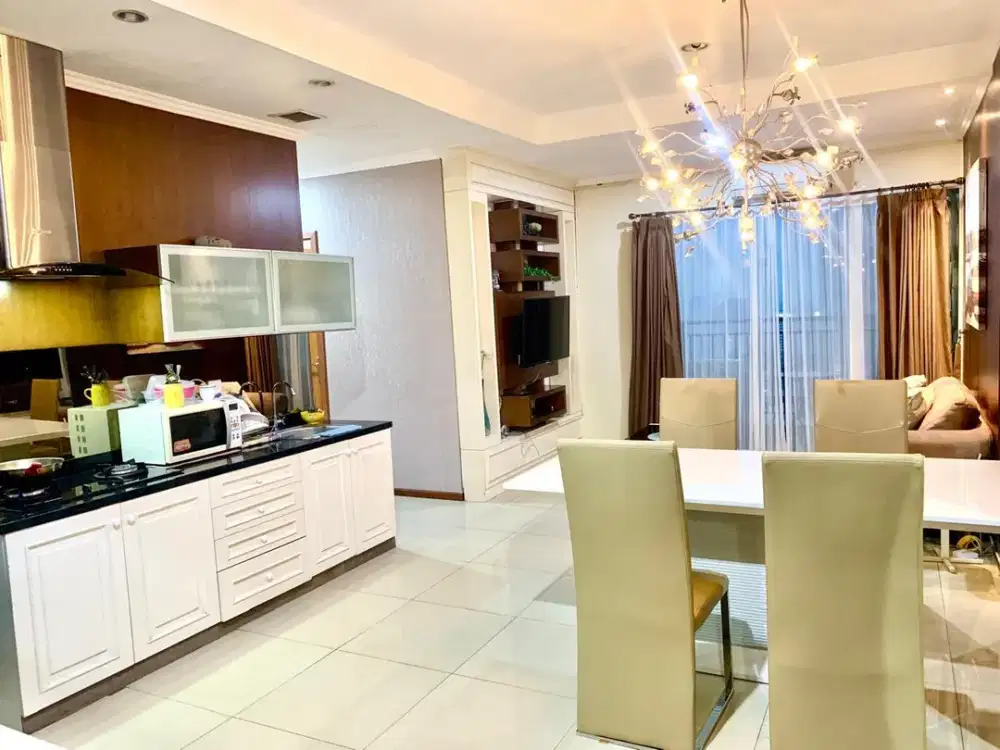 Disewakan Apartemen Thamrin Residences 3 BR Tanah Abang Jakarta Pusat