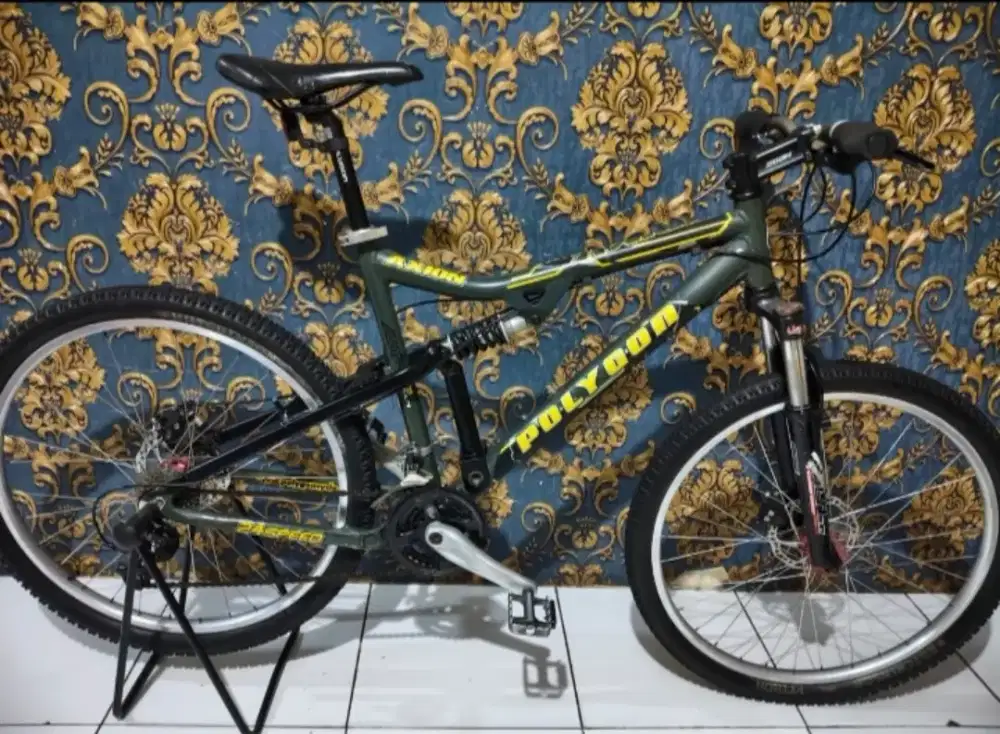 Sepeda gunung Polygon