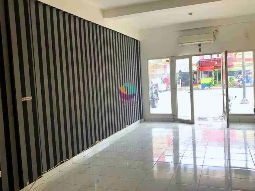 Disewakan cepat ruko 2 lantai strategis cocok untuk usaha, kantor, salon, dll