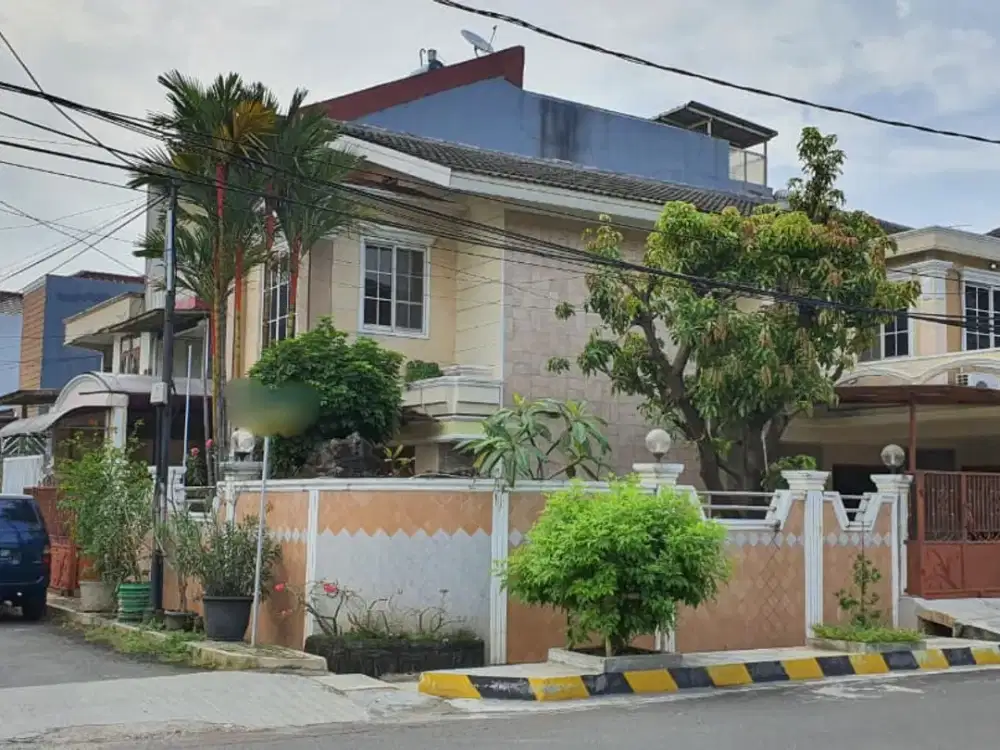 DIJUAL HRG MENARIK RUMAH KELAPA GADING PINGGIR JALAN LT 230 M2 POSISI HOOK JL LEBAR RAPI JRG ADA