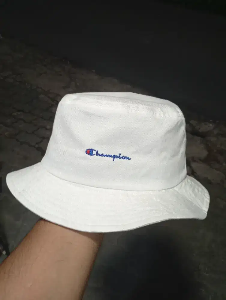 Topi Bucket hats Champion Original