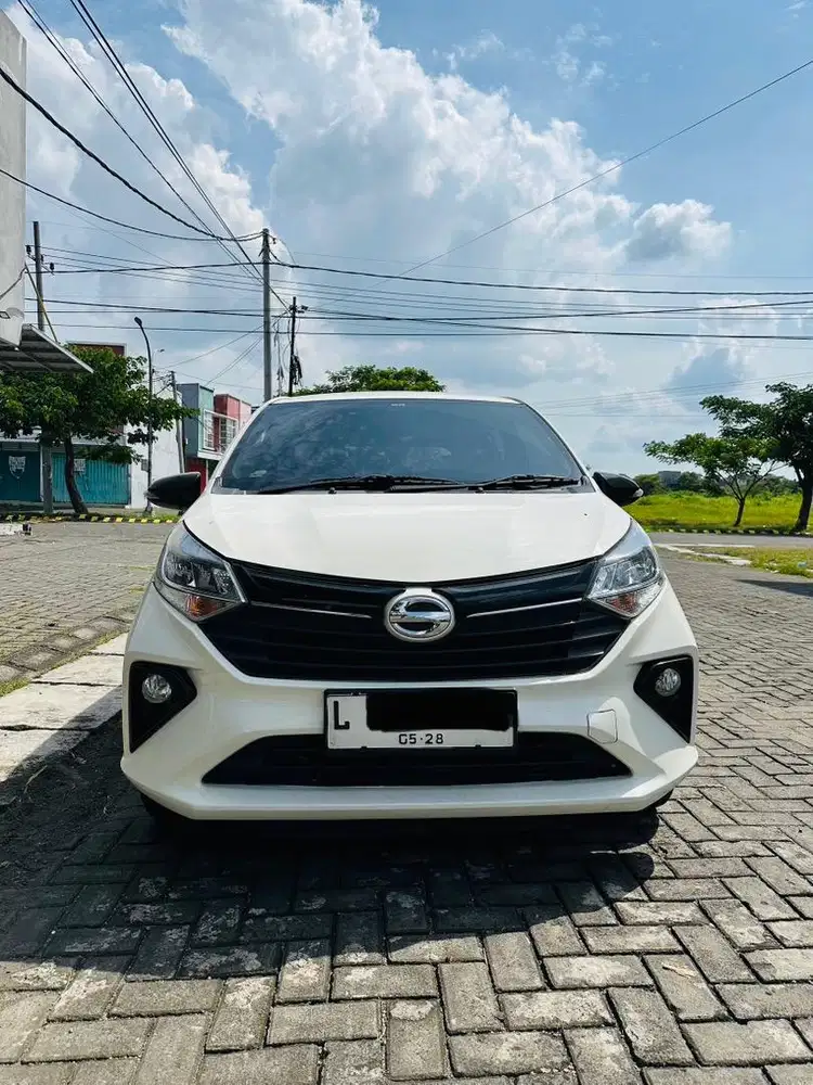 Daihatsu Sigra R Automatic 2023