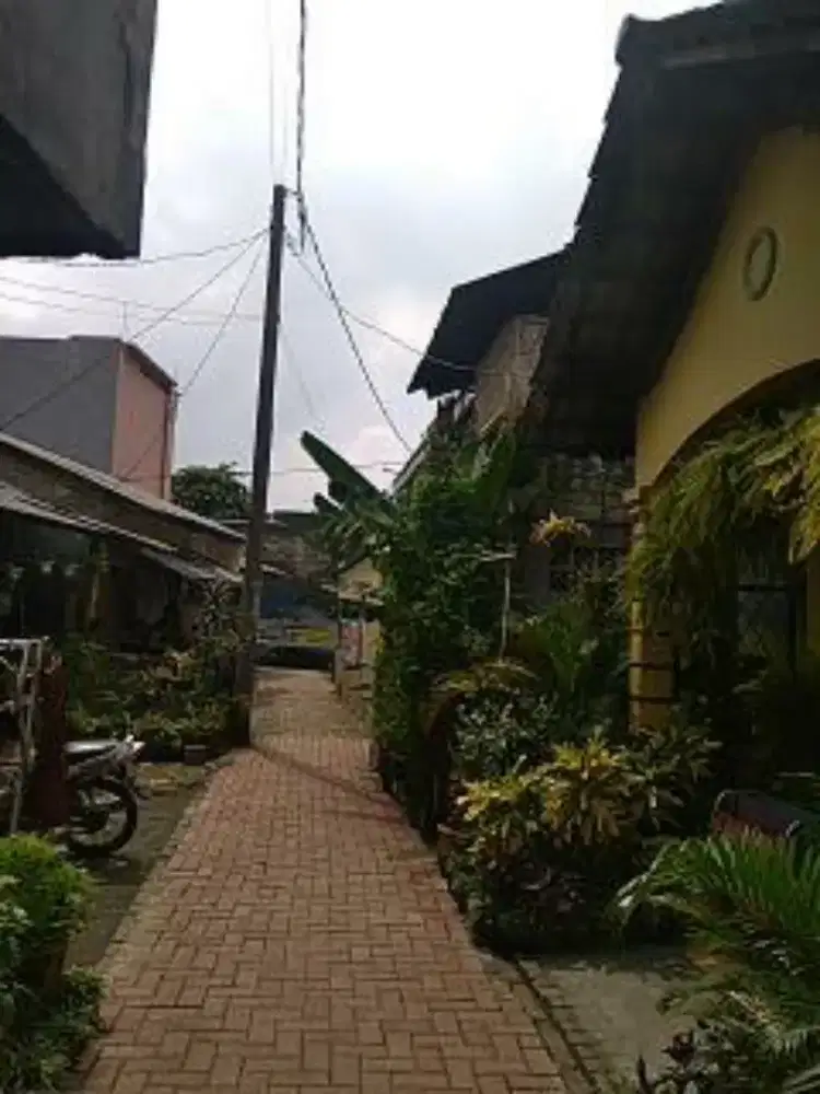 Dijual Rumah ada kost putri