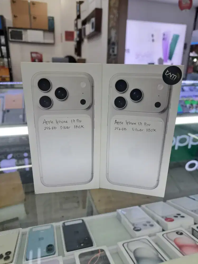 IPhone 17 Pro 256GB Silver New Segel Box Garansi IBOX Ready Stok