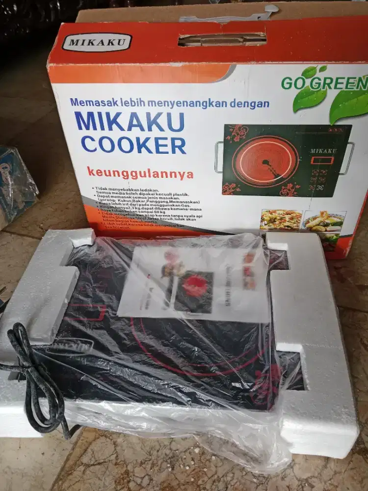 kompor listrik Mikaku Cooker