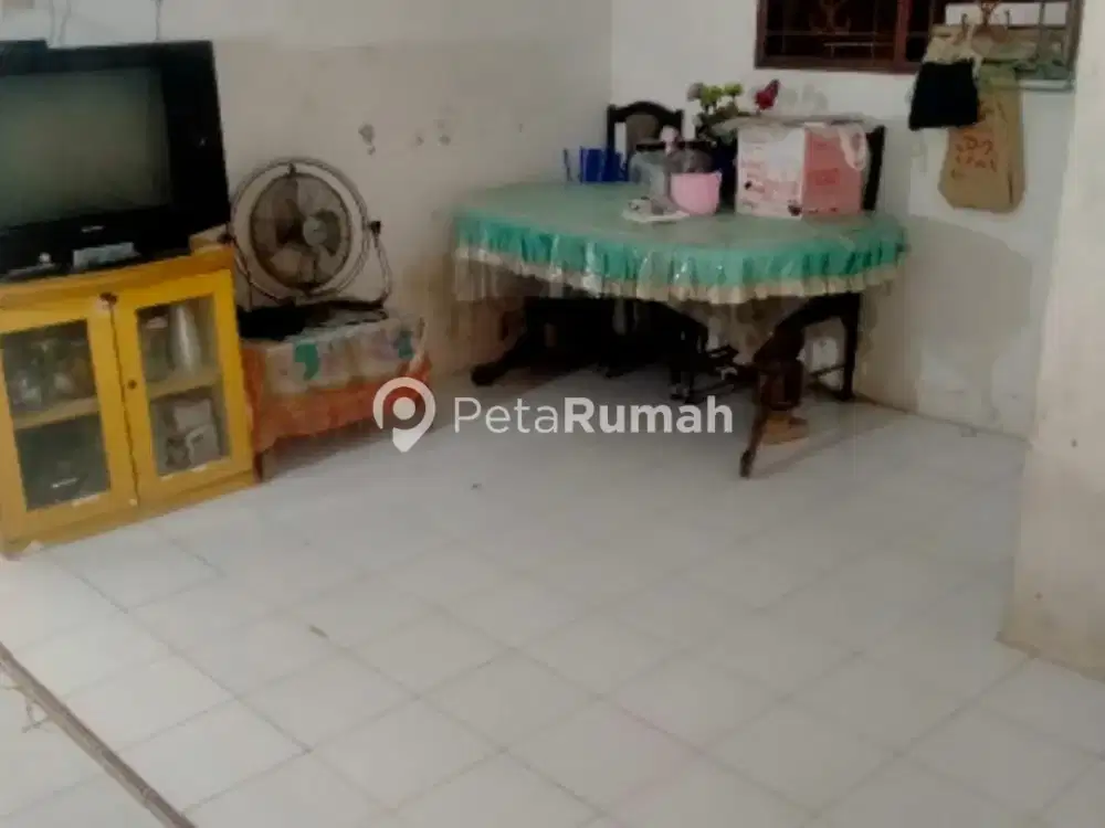 DIJUAL RUMAH JALAN KARYA UJUNG GANG PURWOSAR (HANNY)
