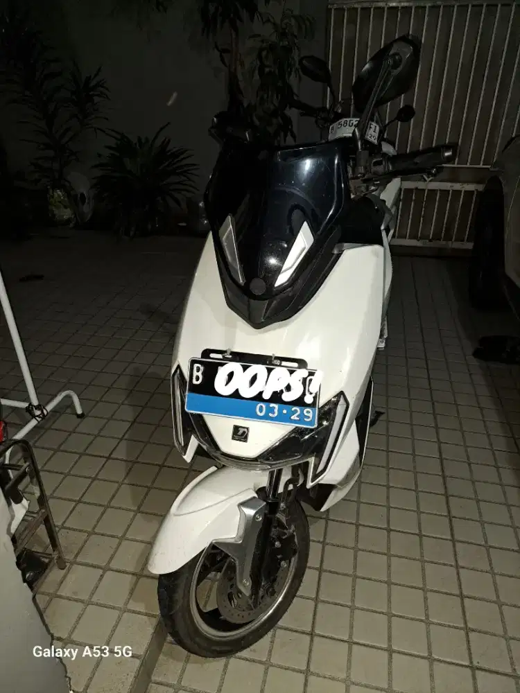 Motor Listrik United T1800