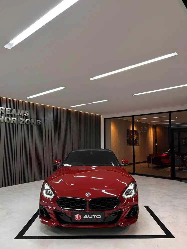 BMW All New Z4 Roadster AT 2023 Merah M40i 3.000cc Km5rb B29AMI