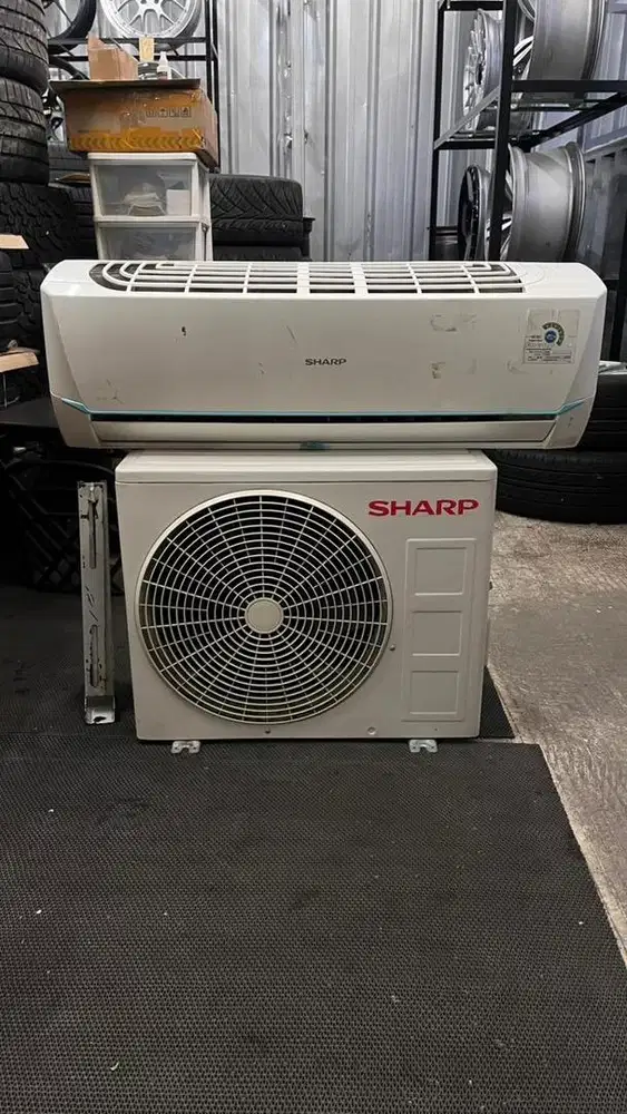 Dijual AC Merk SHARP 1PK 2 SET (Indoor & outdoor unit dan braket)