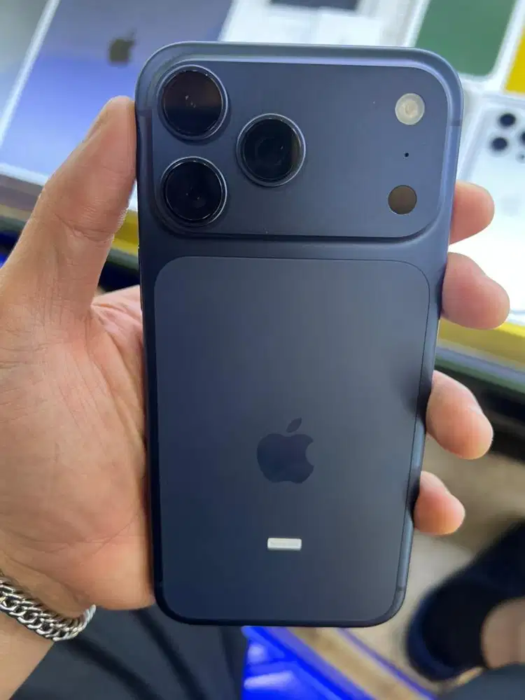 Iphone 17 promax 256 ibox garansi panjang januari 2026