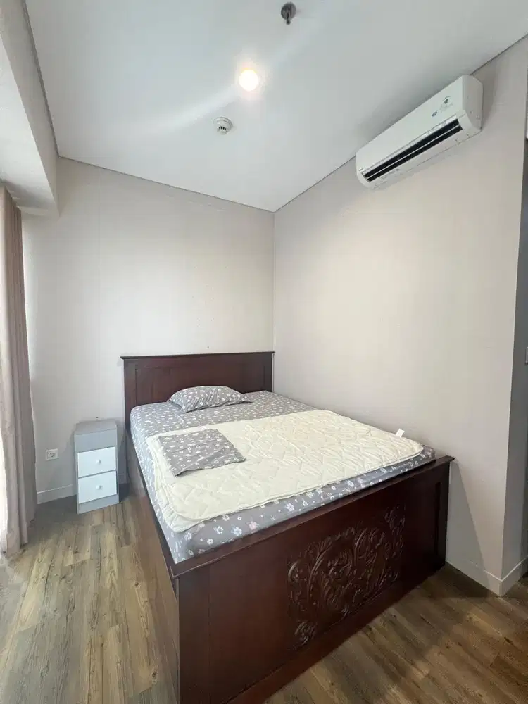 disewakan 2 bedroom furnish taman anggrek residence