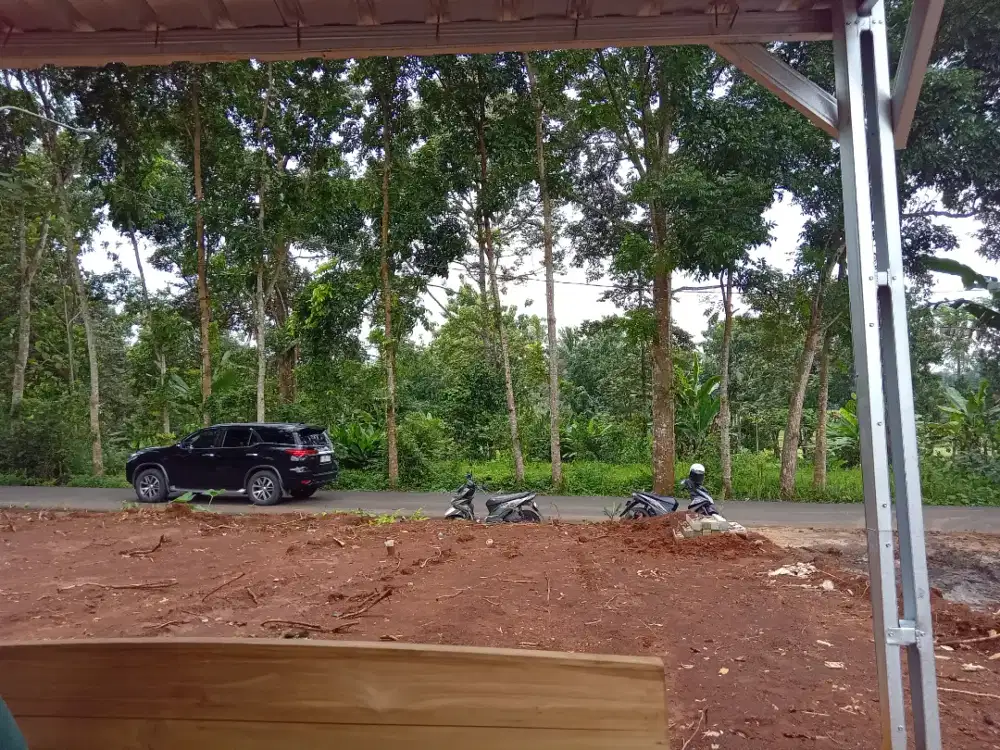 Tanah pinggir jalan siap bangun di kota semarang