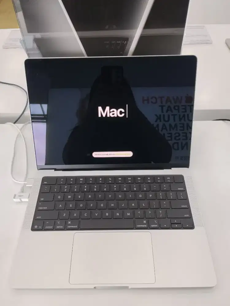 MACBOOK PRO 14 INCI M4 PRO