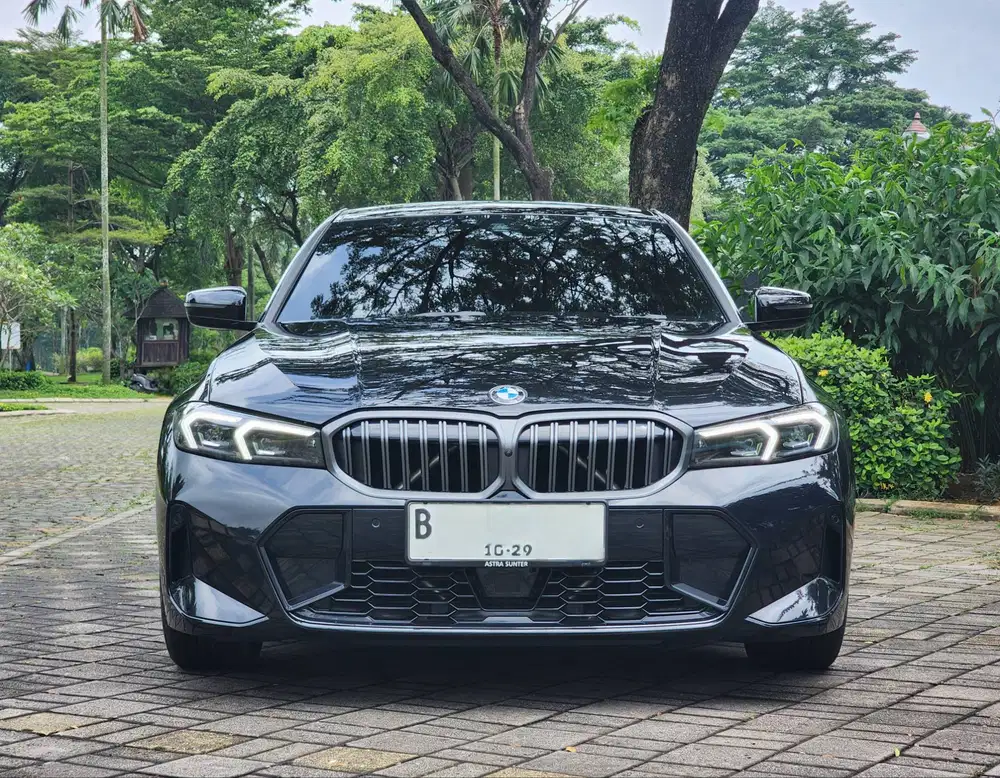 KM.5.RB ANTIK| BMW 330i M-SPORT PRO LCI 2024 BLACK ON BLACK RASA BARU!