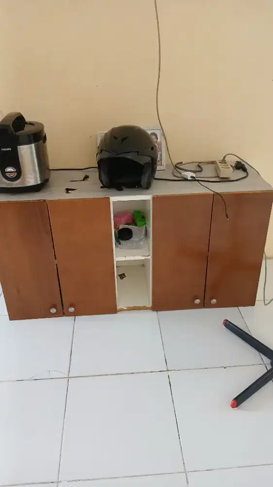 Lemari buat kitchen set
