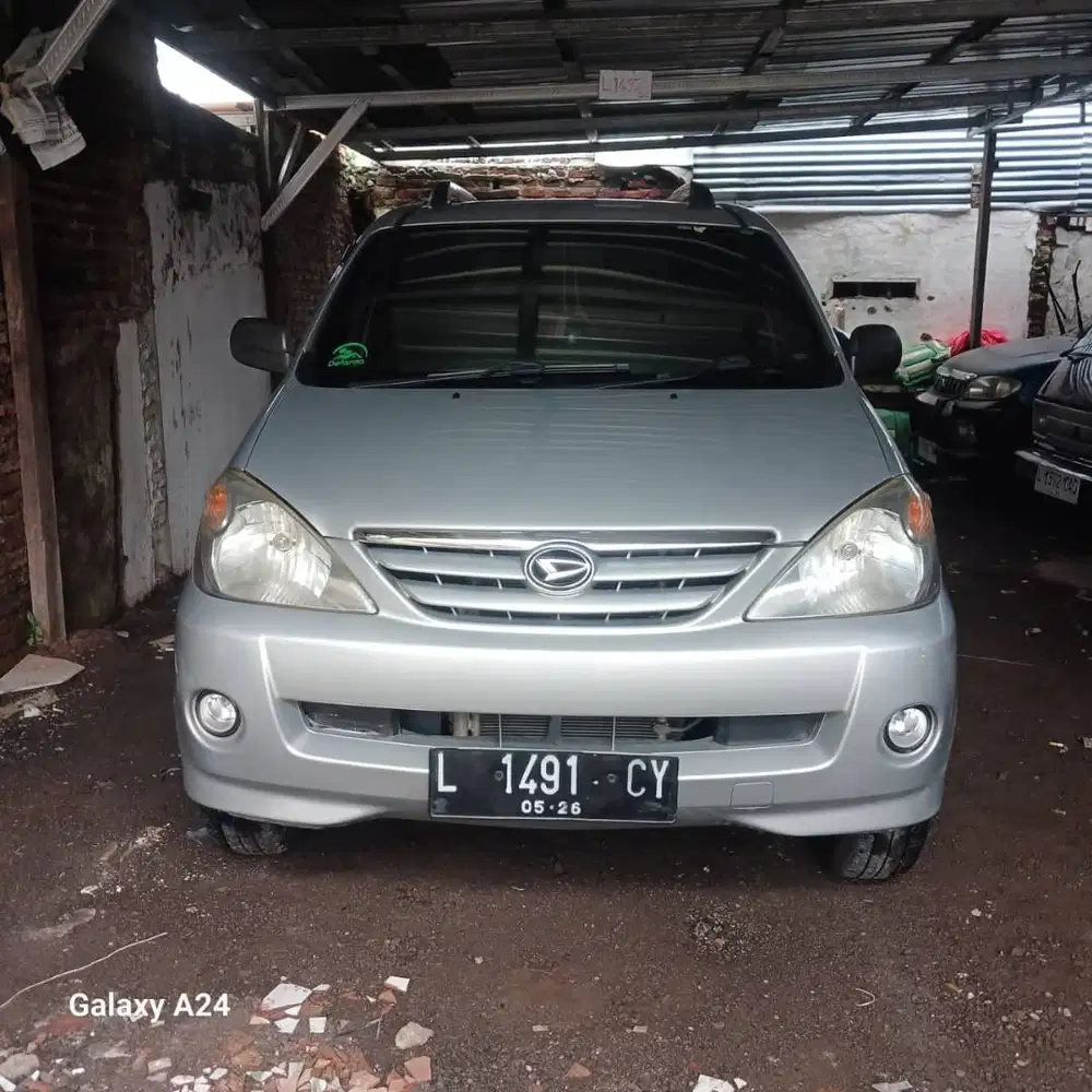 Xenia Li 2006 surat lengkap pajak hidup , plat mepet