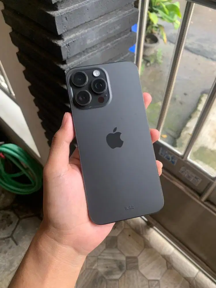 iPhone 15 Pro Max 256GB iBox