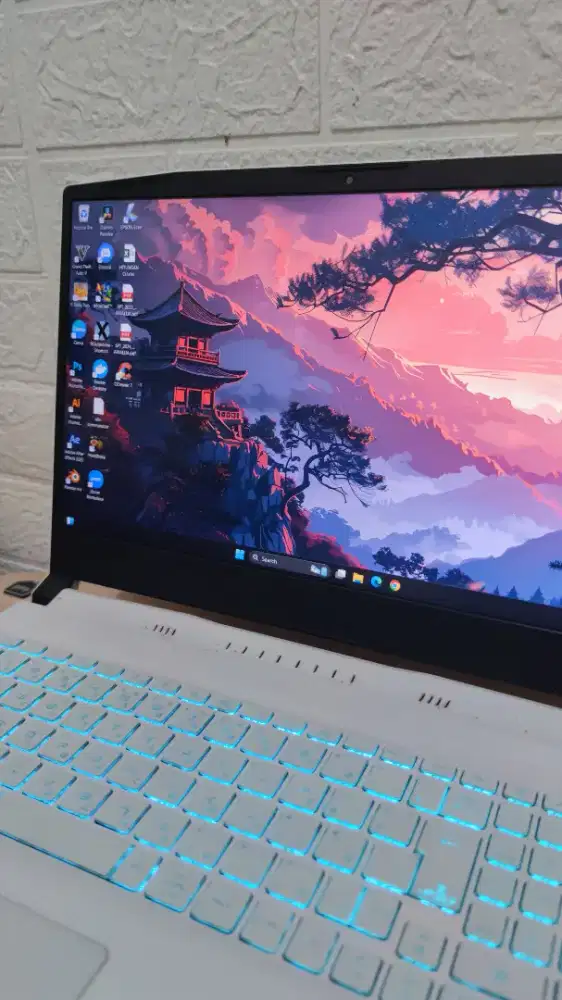 MSI SWORD 15, i7 Gen 11, RTX 3050 Ram 16gb, ssd 512gb