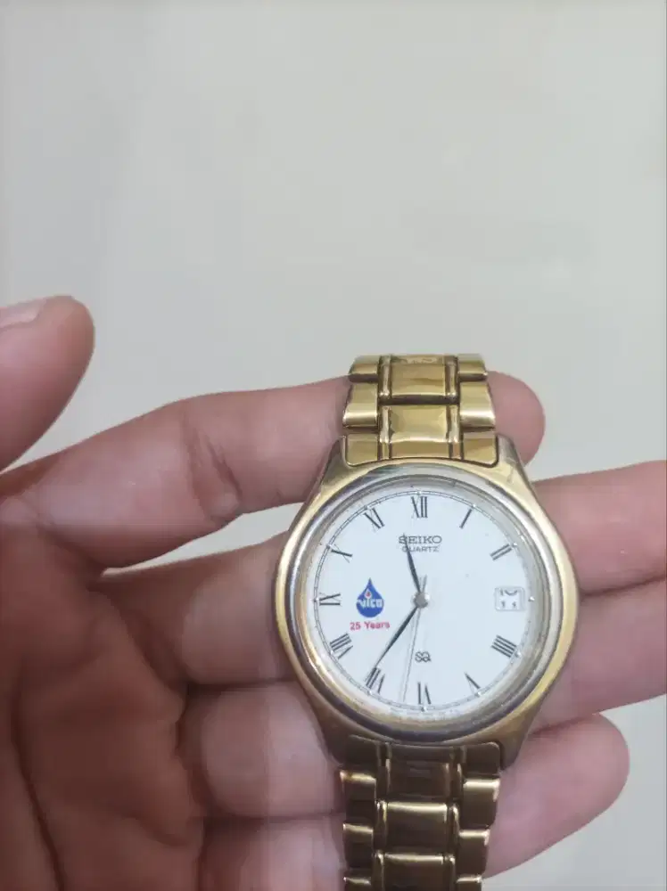 Jam tangan Seiko spesial edition