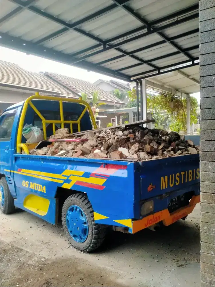 Jasa angkut & buang Brangkal puing barangkal sampah daun prabotan dll