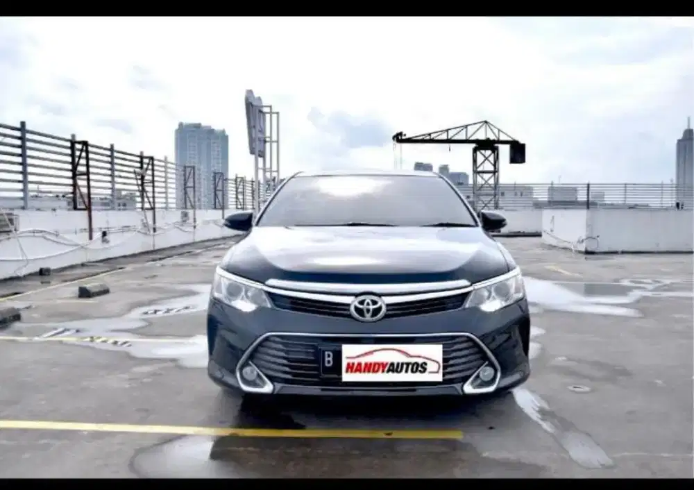 Jual murah Camry 2.4 V AT black 2018