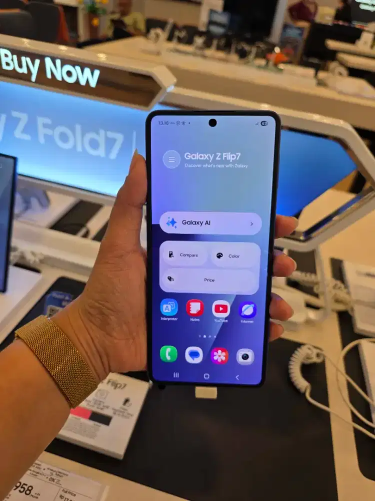 SAMSUNG GALAXY Z FLIP 7