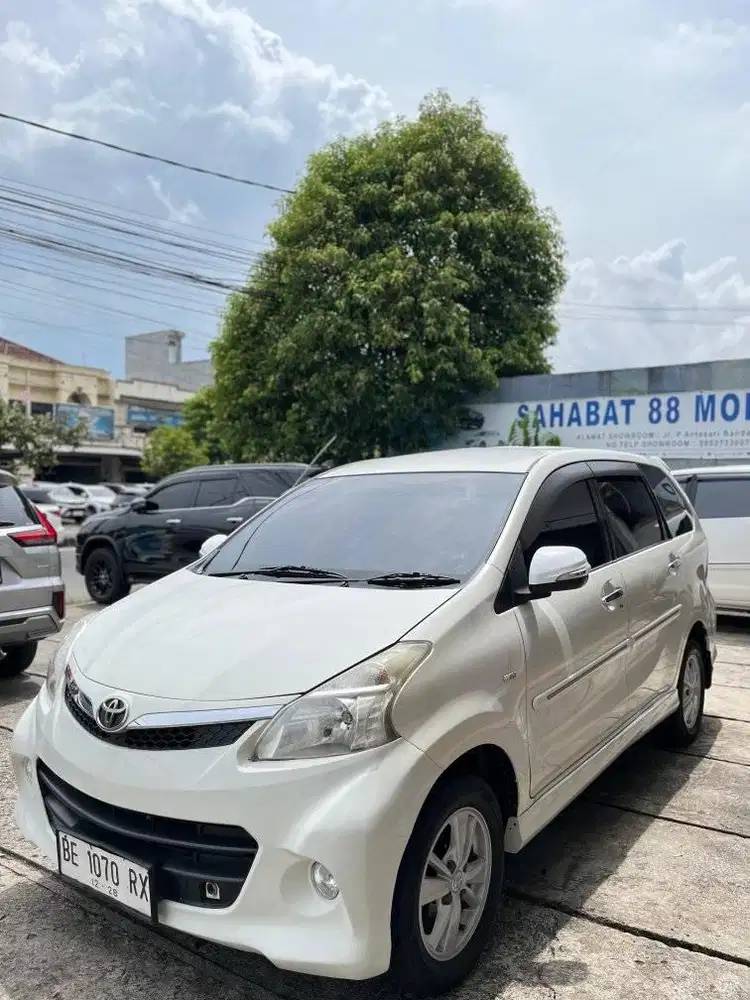 AVANZA 1.5 VELOZ 2013 AIRBAGS MANUAL ISTIMEWA