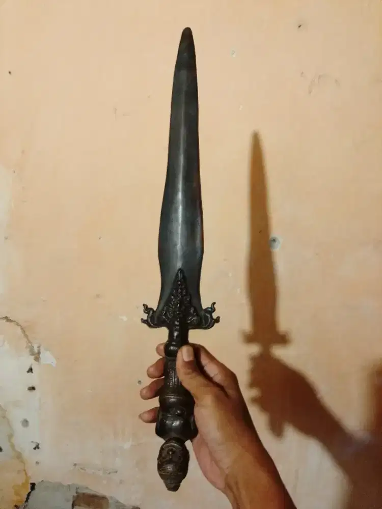 Pusaka kuno dimaharkan