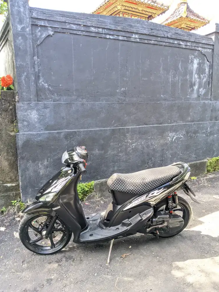YAMAHA MIO TAHUN 2010