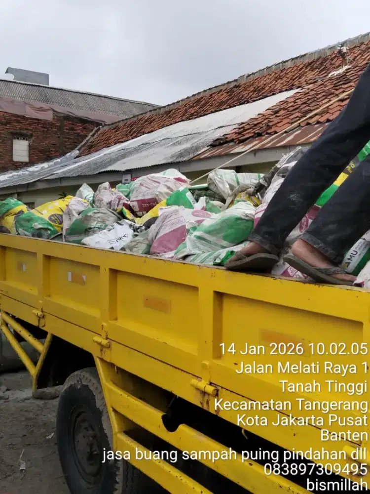 Jasa angkut puing dan buang sampah proyek