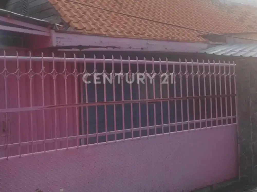 Rumah Tua Di Daerah Grogol Letaknya Strategis Untuk Usaha Kos