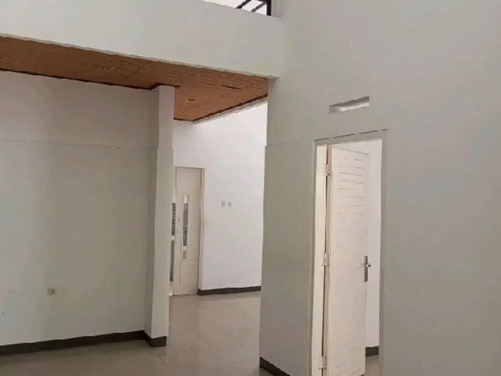 Disewakan Rumah Siap Huni Strategis Sayap Ibu Inggit Ganarsih, Ciateul Ref.03291